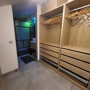  Appartement Grasse, Superbe 2 Pieces A 2 Minutes Du Centre France