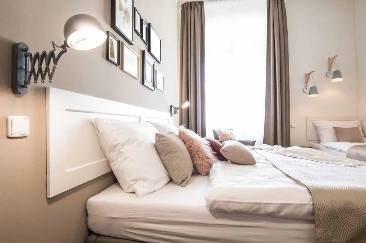 Best Place And Comfort Apartments contacts